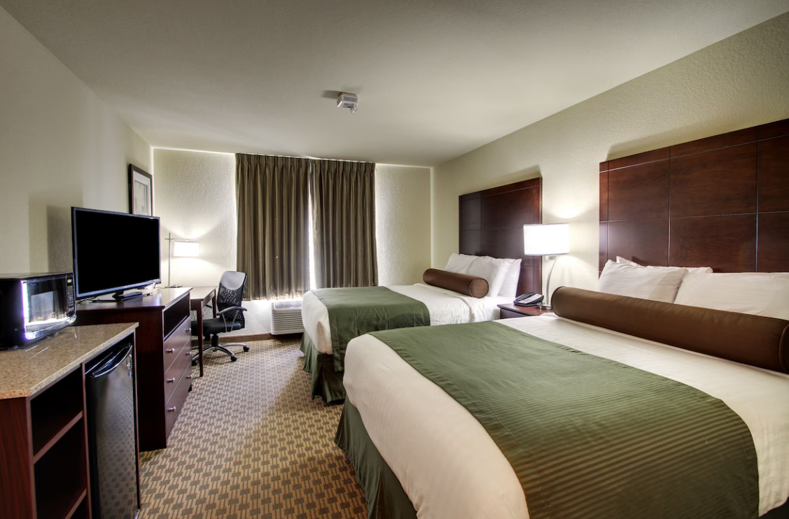 Your holiday begins at Cobblestone Hotel & Suites